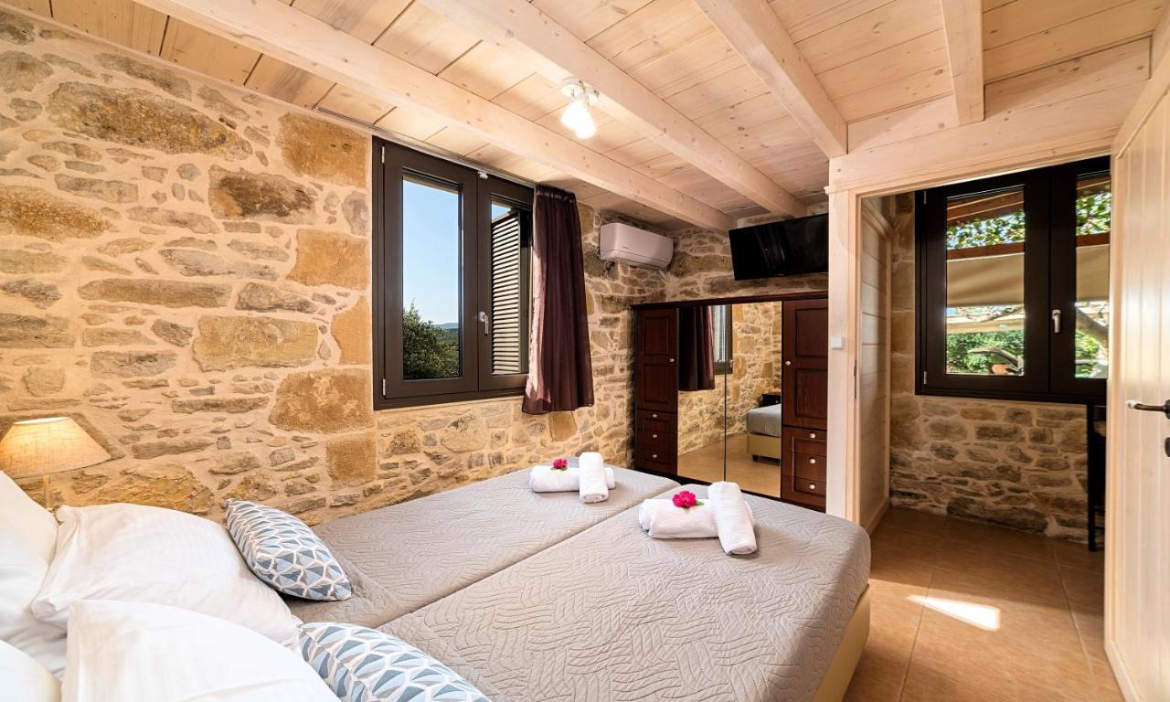 Cretan Kera Villa Heated Pool ภายนอก รูปภาพ